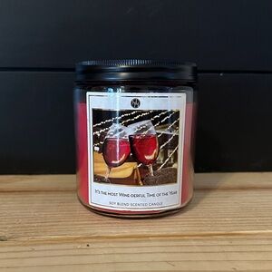 Huntington Home Christmas Red Scented Soy Blend Candle